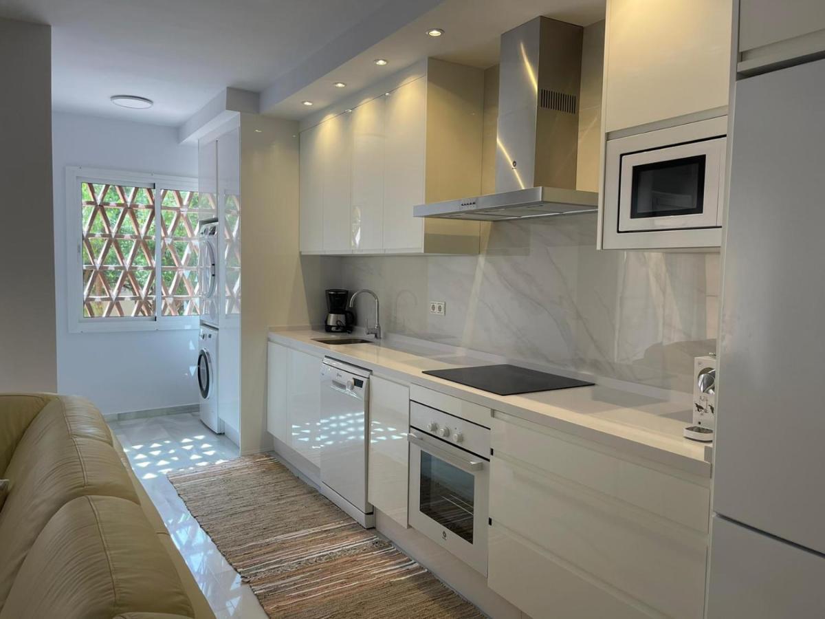 Marbella Playa Residencial Con Piscina Apartment Bagian luar foto
