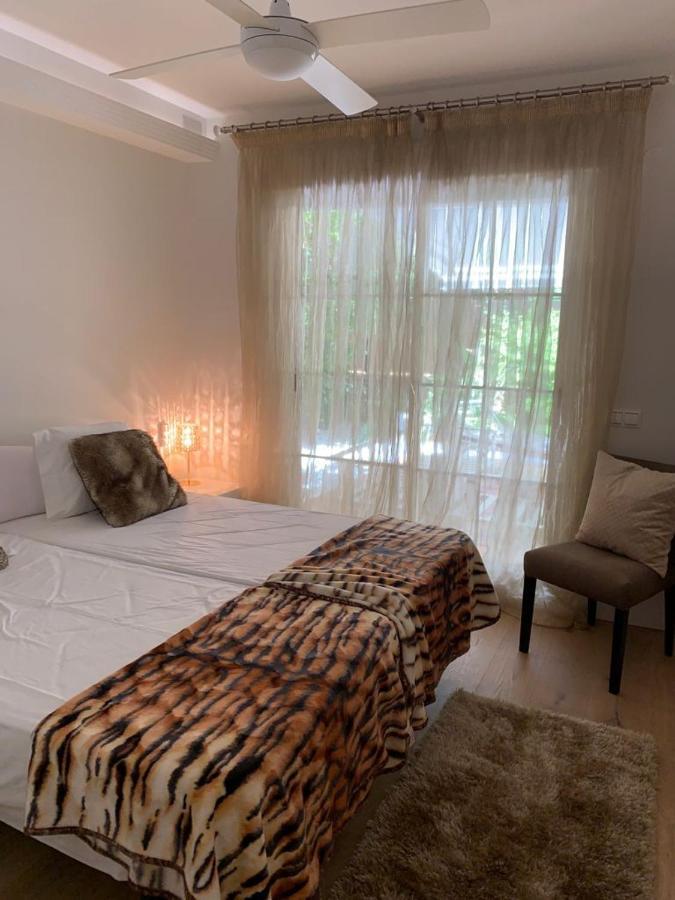 Marbella Playa Residencial Con Piscina Apartment Bagian luar foto