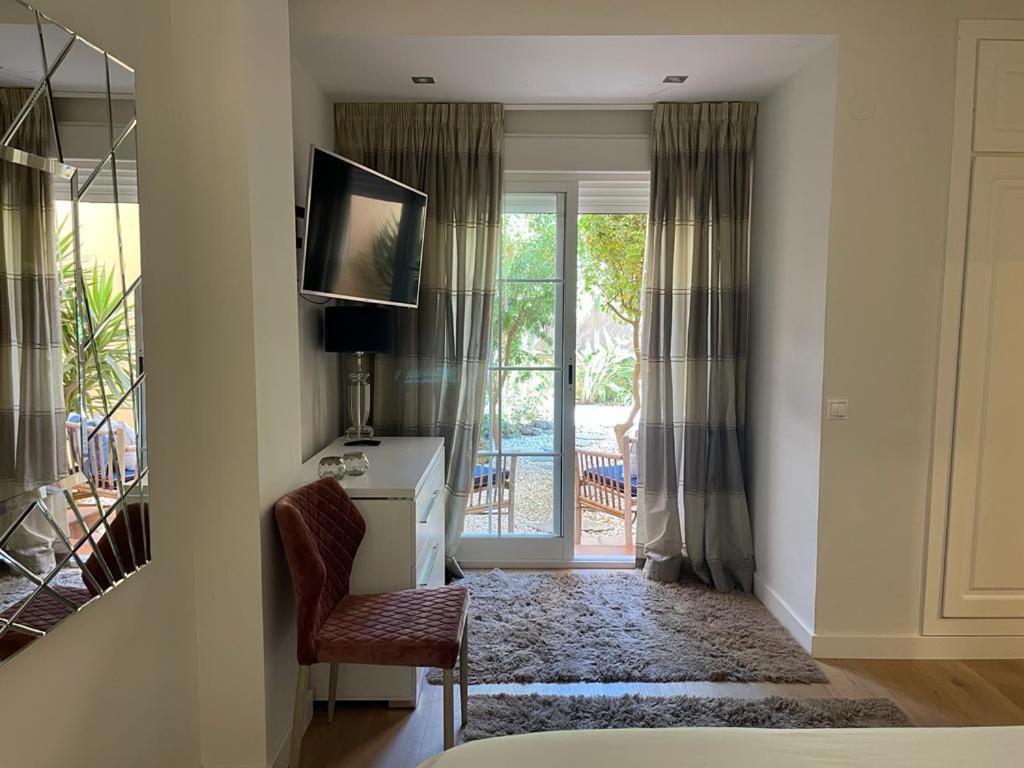 Marbella Playa Residencial Con Piscina Apartment Bagian luar foto