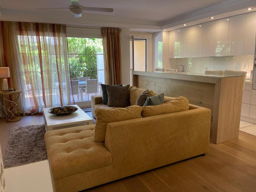 Marbella Playa Residencial Con Piscina Apartment Bagian luar foto