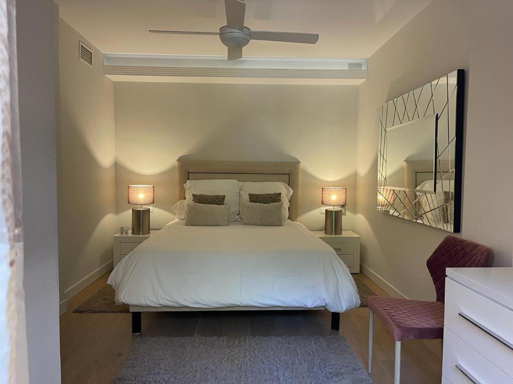Marbella Playa Residencial Con Piscina Apartment Bagian luar foto